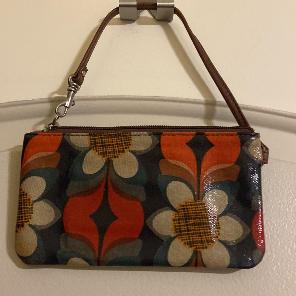 Fossil Floral Key-per clutch wristlet ADORABLE EXCELLENT CONDITION! On the go! - Picture 3 of 8